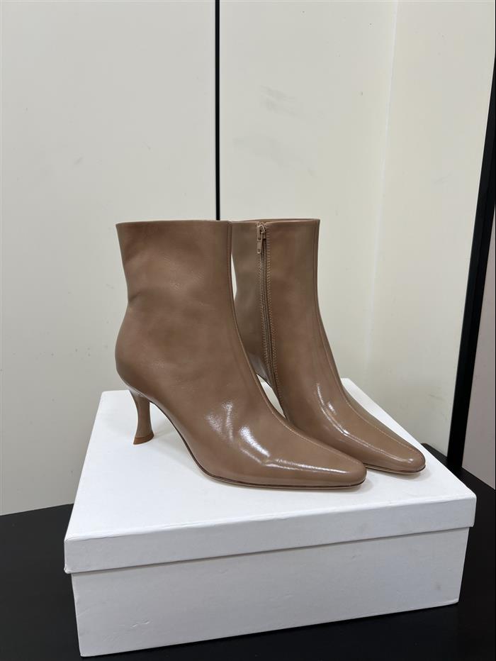 20251128174331223 390